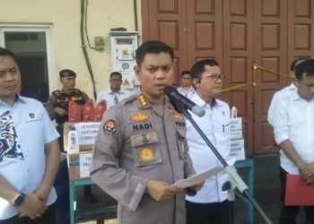 Polda Sumut Gerebek Ruko Tempat Perdagangan Oli Ilegal