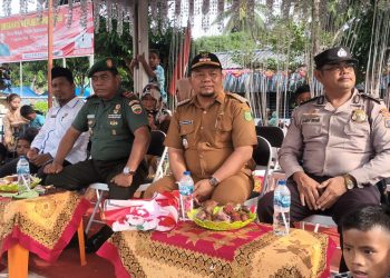 Lautan Manusia Hiasi Karnaval HUT RI Ke-78 di Kecamatan Siabu
